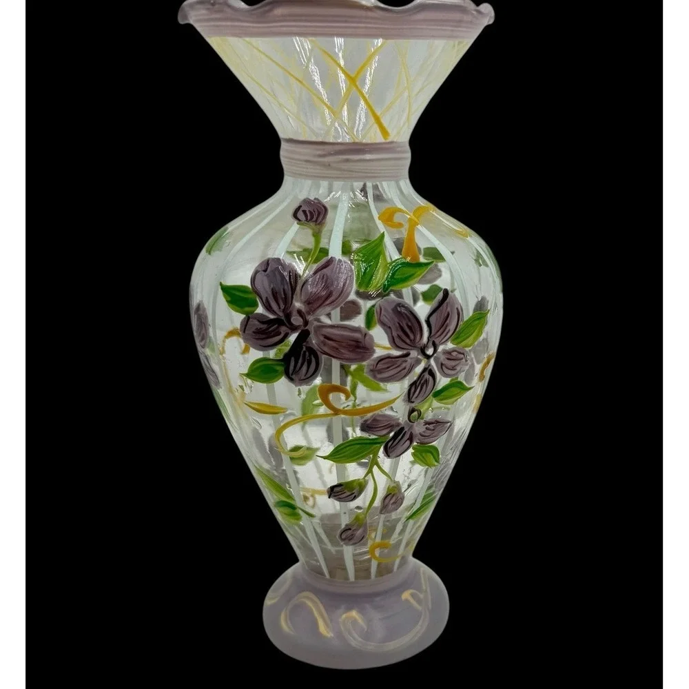 Tracy Porter Hand Painted Glass Purple Floral Bud Vase Ruffled‎ Edge 6.5